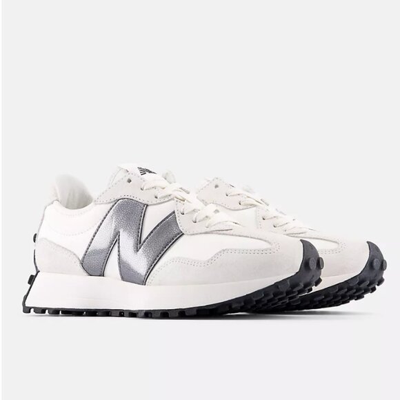 New Balance 327 ~ 2025~ Women's Sneakers Shoes Casual White Pewter  6 - 9 - Picture 3 of 8